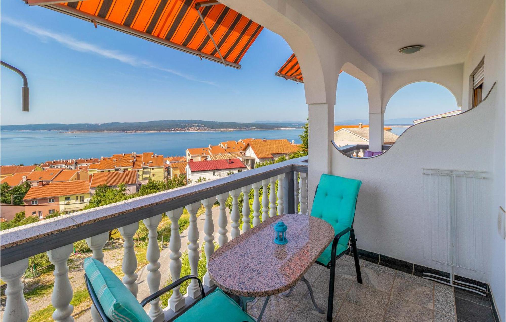 1 Bedroom Cozy Apartment In Crikvenica Extérieur photo