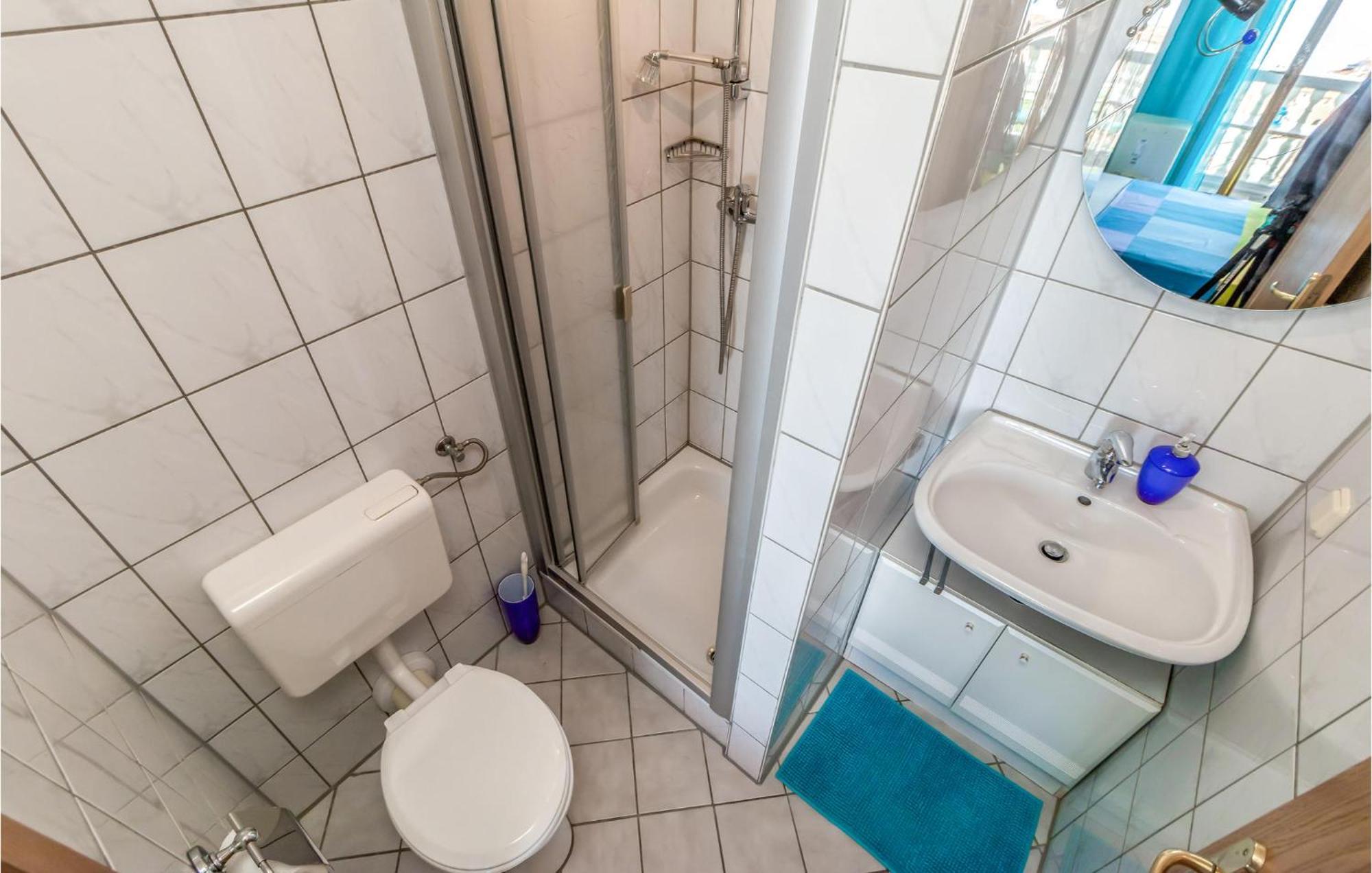 1 Bedroom Cozy Apartment In Crikvenica Extérieur photo