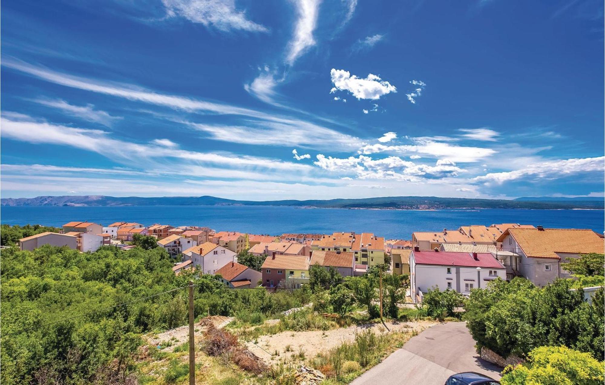 1 Bedroom Cozy Apartment In Crikvenica Extérieur photo